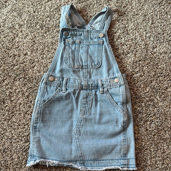 Old Navy Other - Old Navy 4T Light Denim Overalls